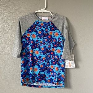 LuLaRoe kids Sloan shirt. Size 4 NWT